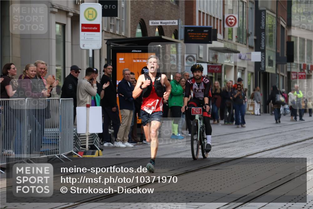 13.09.2026 - 21. swb-Marathon Bremen Strokosch-Dieckow http://msf.ph/oto/10371970 13.09.2026 12:09:29 Ziel 133 meine-sportfotos.de