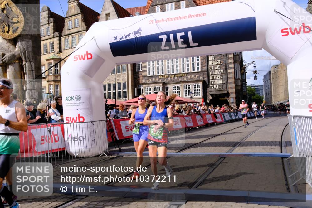 13.09.2026 - 21. swb-Marathon Bremen Tim E. http://msf.ph/oto/10372211 13.09.2026 13:09:16 Ziel 1925, 2287, 2291, 3330, 4384, 5517, 5636, 5696, 6906, 7262, 8120, 8830, 9867, 9906, 9911 meine-sportfotos.de