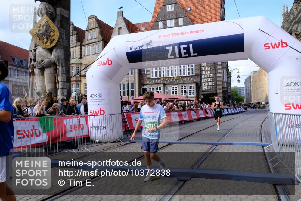 13.09.2026 - 21. swb-Marathon Bremen Tim E. http://msf.ph/oto/10372838 13.09.2026 13:09:49 Ziel 195, 1034, 3197, 4473, 4782, 5111, 6652, 8759, 9789 meine-sportfotos.de