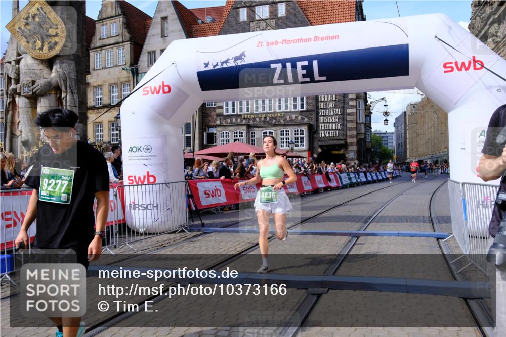 13.09.2026 - 21. swb-Marathon Bremen Tim E. http://msf.ph/oto/10373166 13.09.2026 13:10:15 Ziel 538, 567, 623, 1723, 1975, 2020, 2750, 4781, 5627, 8835, 9277, 9804, 9817 meine-sportfotos.de
