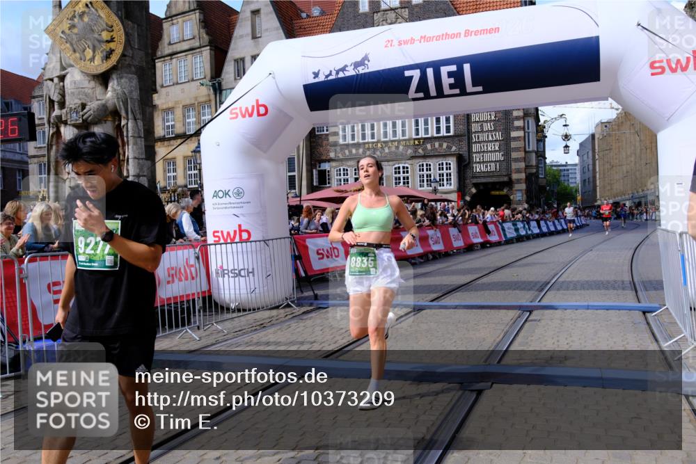 13.09.2026 - 21. swb-Marathon Bremen Tim E. http://msf.ph/oto/10373209 13.09.2026 13:10:15 Ziel 538, 567, 623, 1723, 1975, 2020, 2750, 4781, 5627, 8835, 9277, 9804, 9817 meine-sportfotos.de