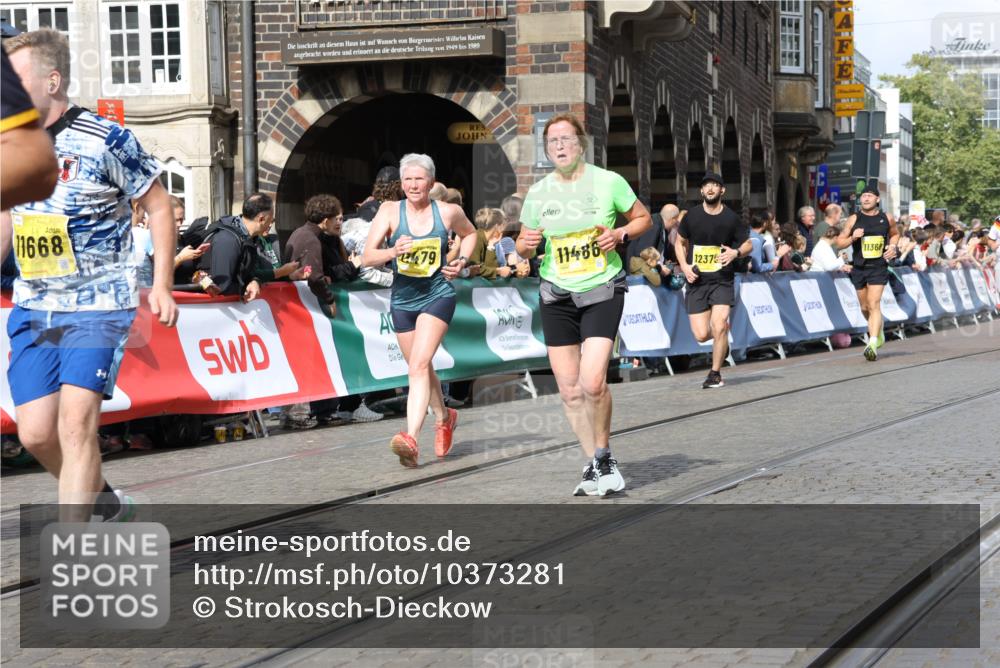 13.09.2026 - 21. swb-Marathon Bremen Strokosch-Dieckow http://msf.ph/oto/10373281 13.09.2026 11:01:54 Ziel 10181, 10251, 10332, 10497, 10560, 10647, 10648, 11075, 11150, 11305, 11324, 11459, 11467, 11550, 11551, 11666, 11668, 11747, 11788, 11798, 11969, 11970, 11985, 11986, 12047, 12062, 10257, 10473, 10500, 10617, 10803, 10817, 10924, 11268, 11436, 11811, 12016, 12095, 12145, 12360, 12437, 12506 meine-sportfotos.de