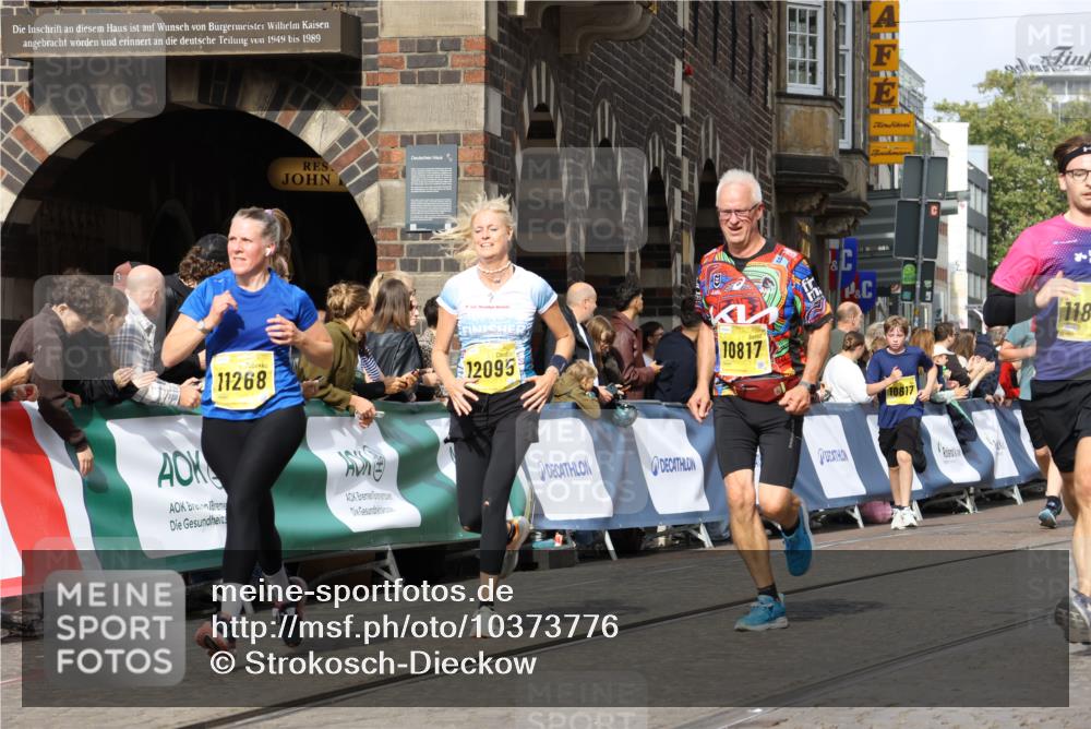 13.09.2026 - 21. swb-Marathon Bremen Strokosch-Dieckow http://msf.ph/oto/10373776 13.09.2026 11:02:05 Ziel 10251, 10332, 10409, 10444, 10497, 11075, 11115, 11150, 11305, 11369, 11412, 11413, 11479, 11486, 11668, 11747, 11859, 11985, 11986, 12379, 12412, 12466, 10153, 10173, 10331, 10439, 10473, 10636, 10915, 10943, 11249, 11576, 11811, 11853, 11886, 12042, 12094, 12134, 12135, 12437 meine-sportfotos.de