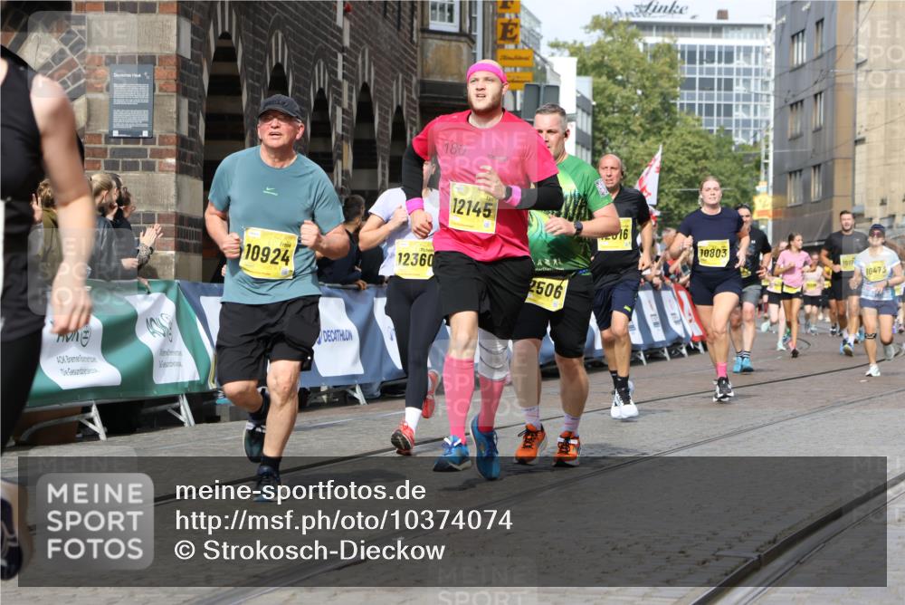 13.09.2026 - 21. swb-Marathon Bremen Strokosch-Dieckow http://msf.ph/oto/10374074 13.09.2026 11:02:10 Ziel 10257, 10332, 10409, 10444, 10817, 11075, 11115, 11150, 11268, 11305, 11369, 11412, 11413, 11436, 11479, 11486, 11668, 11747, 11859, 11985, 11986, 12095, 12379, 12412, 12466, 10153, 10154, 10173, 10273, 10274, 10278, 10331, 10338, 10439, 10738, 10885, 10915, 10943, 11249, 11505, 11576, 11853, 11886, 12042, 12094, 12134, 12135 meine-sportfotos.de