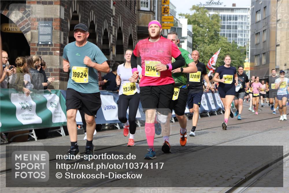13.09.2026 - 21. swb-Marathon Bremen Strokosch-Dieckow http://msf.ph/oto/10374117 13.09.2026 11:02:10 Ziel 10257, 10332, 10409, 10444, 10817, 11075, 11115, 11150, 11268, 11305, 11369, 11412, 11413, 11436, 11479, 11486, 11668, 11747, 11859, 11985, 11986, 12095, 12379, 12412, 12466, 10153, 10154, 10173, 10273, 10274, 10278, 10331, 10338, 10439, 10738, 10885, 10915, 10943, 11249, 11505, 11576, 11853, 11886, 12042, 12094, 12134, 12135 meine-sportfotos.de