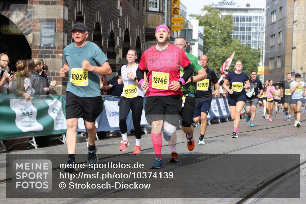 13.09.2026 - 21. swb-Marathon Bremen Strokosch-Dieckow http://msf.ph/oto/10374139 13.09.2026 11:02:10 Ziel 10257, 10332, 10409, 10444, 10817, 11075, 11115, 11150, 11268, 11305, 11369, 11412, 11413, 11436, 11479, 11486, 11668, 11747, 11859, 11985, 11986, 12095, 12379, 12412, 12466, 10153, 10154, 10173, 10273, 10274, 10278, 10331, 10338, 10439, 10738, 10885, 10915, 10943, 11249, 11505, 11576, 11853, 11886, 12042, 12094, 12134, 12135 meine-sportfotos.de
