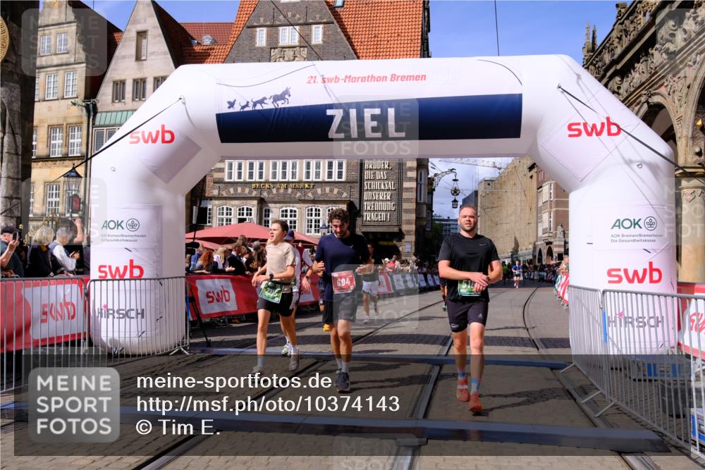 13.09.2026 - 21. swb-Marathon Bremen Tim E. http://msf.ph/oto/10374143 13.09.2026 13:11:12 Ziel 335, 384, 697, 1385, 1498, 2021, 2347, 2759, 4023, 4475, 4571, 5079, 5155, 5168, 5314, 5387, 6471, 6657, 7115, 7136, 8183, 9622, 9659, 13248 meine-sportfotos.de