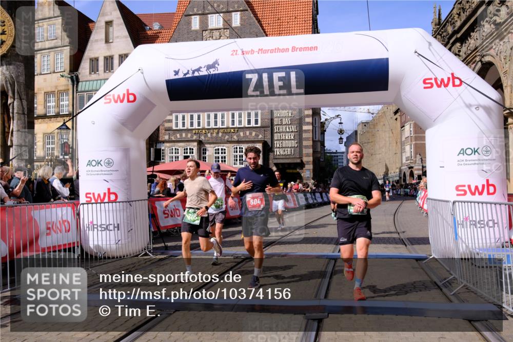 13.09.2026 - 21. swb-Marathon Bremen Tim E. http://msf.ph/oto/10374156 13.09.2026 13:11:12 Ziel 335, 384, 697, 1385, 1498, 2021, 2347, 2759, 4023, 4475, 4571, 5079, 5155, 5168, 5314, 5387, 6471, 6657, 7115, 7136, 8183, 9622, 9659, 13248 meine-sportfotos.de