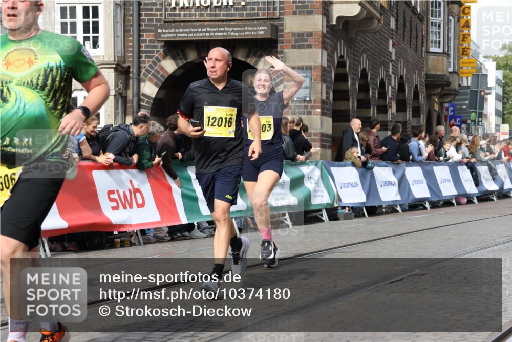 13.09.2026 - 21. swb-Marathon Bremen Strokosch-Dieckow http://msf.ph/oto/10374180 13.09.2026 11:02:14 Ziel 10257, 10409, 10444, 10500, 10617, 10803, 10817, 10924, 11115, 11268, 11369, 11412, 11413, 11436, 11479, 11486, 11859, 12016, 12095, 12145, 12360, 12379, 12412, 12466, 12506, 10153, 10154, 10273, 10274, 10278, 10331, 10338, 10738, 10885, 10915, 10943, 11137, 11505, 11853, 11886, 11890, 12169 meine-sportfotos.de
