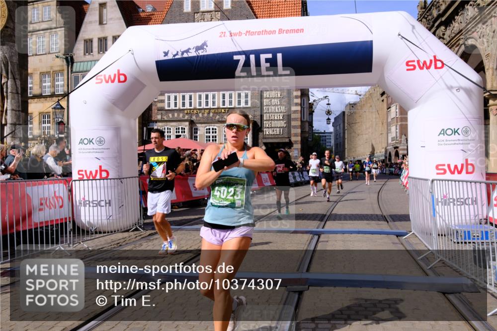 13.09.2026 - 21. swb-Marathon Bremen Tim E. http://msf.ph/oto/10374307 13.09.2026 13:11:15 Ziel 335, 384, 697, 1385, 2021, 2759, 3647, 4023, 4475, 4571, 5079, 5155, 5168, 5314, 5387, 6471, 6657, 7115, 7136, 8183, 9410, 9622, 9659, 13248 meine-sportfotos.de