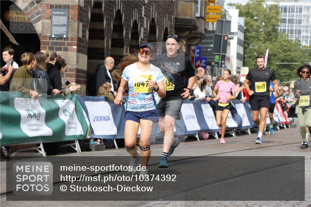 13.09.2026 - 21. swb-Marathon Bremen Strokosch-Dieckow http://msf.ph/oto/10374392 13.09.2026 11:02:16 Ziel 10257, 10409, 10444, 10500, 10617, 10803, 10817, 10924, 11115, 11268, 11369, 11412, 11413, 11436, 11479, 11859, 12016, 12095, 12145, 12360, 12379, 12412, 12466, 12506, 10153, 10154, 10273, 10274, 10278, 10338, 10738, 10885, 10915, 10943, 11137, 11505, 11508, 11526, 11853, 11886, 11890, 12169 meine-sportfotos.de