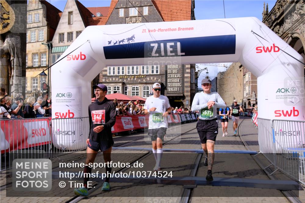 13.09.2026 - 21. swb-Marathon Bremen Tim E. http://msf.ph/oto/10374524 13.09.2026 13:11:19 Ziel 335, 697, 2021, 2759, 3448, 3484, 3647, 4023, 4429, 4475, 4571, 5079, 5314, 6471, 6657, 7136, 8183, 9410, 9622 meine-sportfotos.de