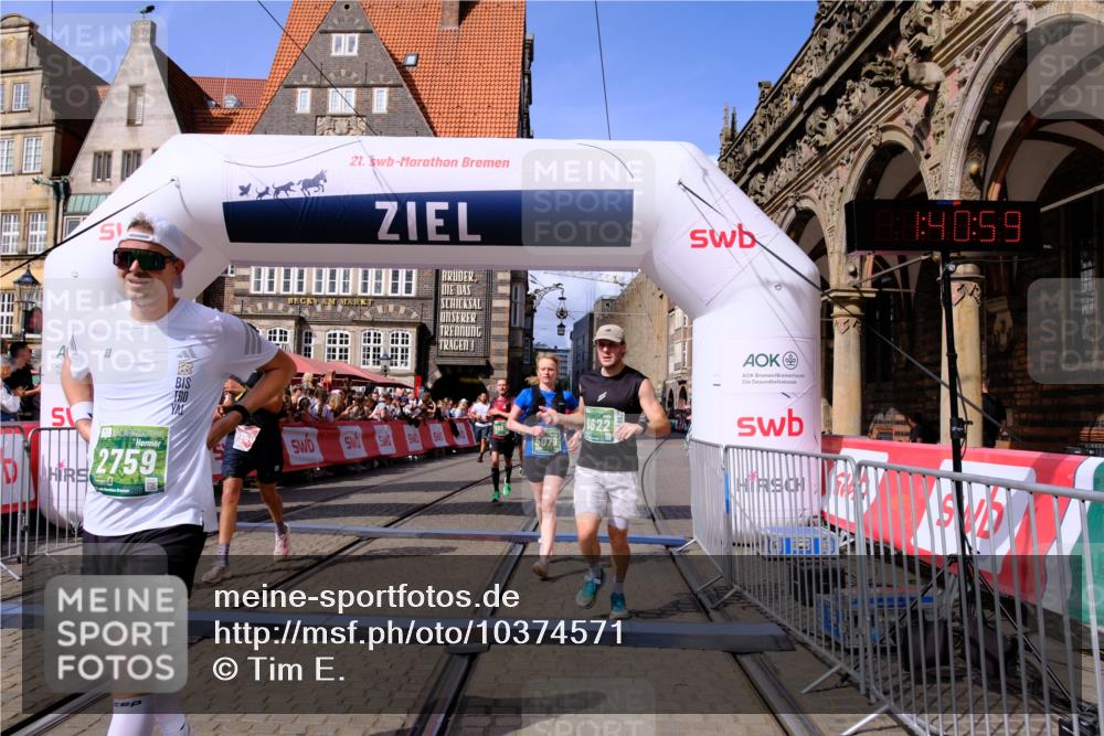 13.09.2026 - 21. swb-Marathon Bremen Tim E. http://msf.ph/oto/10374571 13.09.2026 13:11:21 Ziel 335, 697, 2021, 2759, 3440, 3448, 3484, 3647, 4429, 4475, 4571, 5079, 6471, 6657, 8183, 9410, 9622, 9762 meine-sportfotos.de