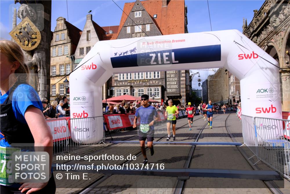 13.09.2026 - 21. swb-Marathon Bremen Tim E. http://msf.ph/oto/10374716 13.09.2026 13:11:24 Ziel 335, 697, 1349, 2021, 2087, 2759, 3440, 3448, 3484, 3647, 4429, 4475, 4571, 5079, 6471, 6657, 8183, 8474, 9410, 9618, 9622, 9762 meine-sportfotos.de