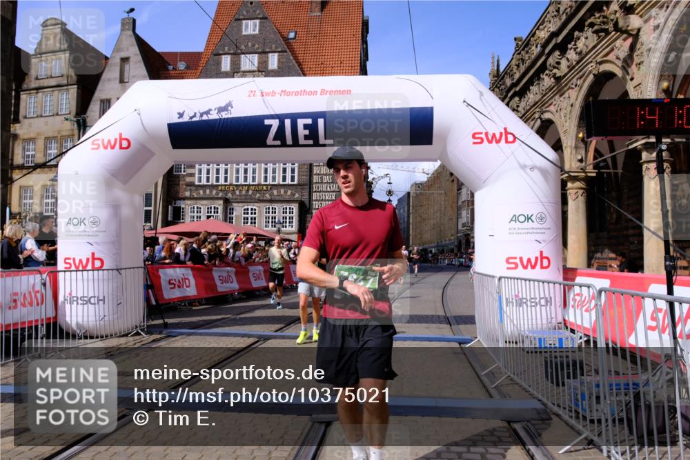 13.09.2026 - 21. swb-Marathon Bremen Tim E. http://msf.ph/oto/10375021 13.09.2026 13:11:30 Ziel 335, 697, 1349, 2087, 3440, 3448, 3484, 3647, 4429, 6274, 6471, 8183, 8474, 9291, 9410, 9618, 9762 meine-sportfotos.de