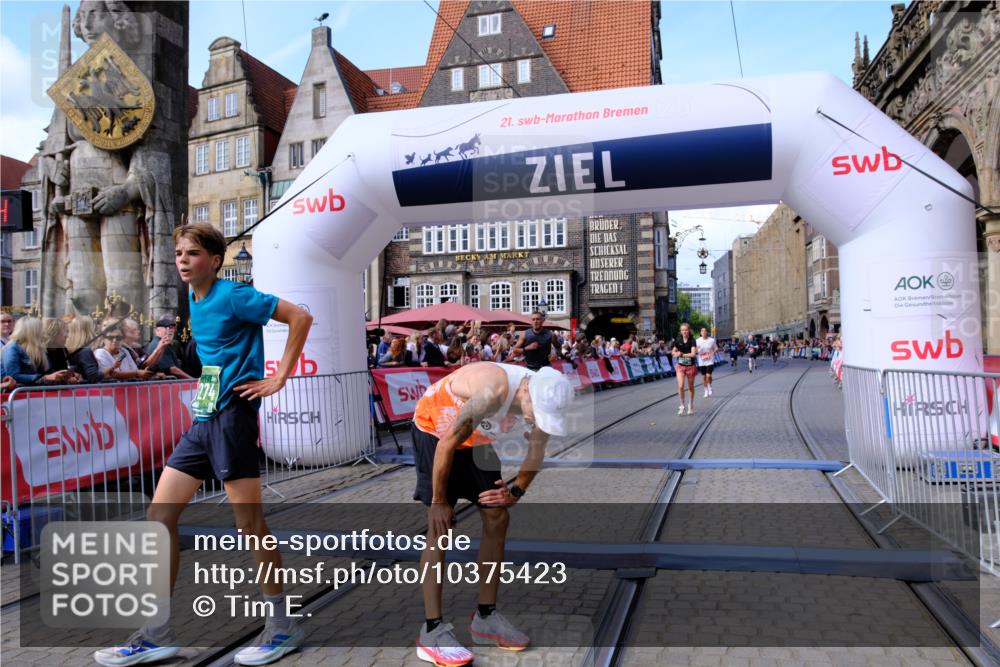 13.09.2026 - 21. swb-Marathon Bremen Tim E. http://msf.ph/oto/10375423 13.09.2026 13:11:43 Ziel 382, 1349, 2087, 3899, 6274, 7109, 8982, 9291, 9618 meine-sportfotos.de