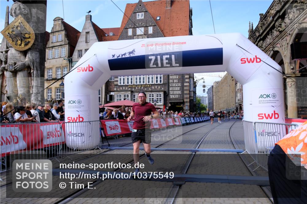 13.09.2026 - 21. swb-Marathon Bremen Tim E. http://msf.ph/oto/10375549 13.09.2026 13:11:55 Ziel 382, 4651, 5585, 6059, 7109, 8982, 8996, 13055 meine-sportfotos.de