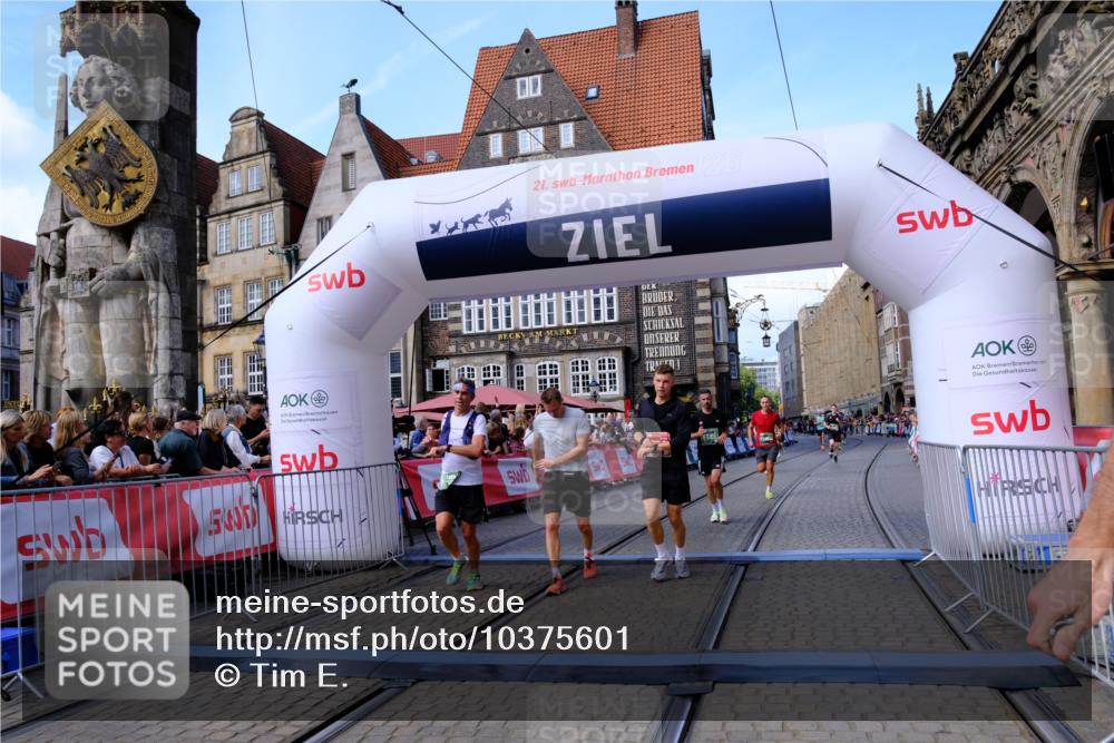 13.09.2026 - 21. swb-Marathon Bremen Tim E. http://msf.ph/oto/10375601 13.09.2026 13:12:04 Ziel 826, 863, 4368, 4651, 5521, 5585, 5893, 6059, 6668, 8996, 9398, 13055 meine-sportfotos.de