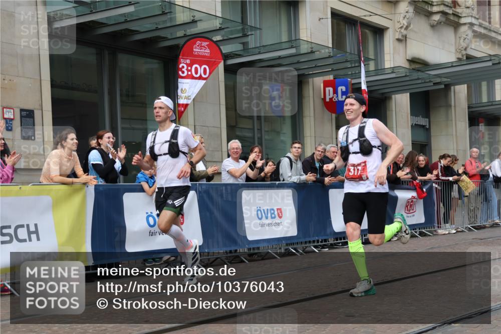 13.09.2026 - 21. swb-Marathon Bremen Strokosch-Dieckow http://msf.ph/oto/10376043 13.09.2026 12:29:13 Ziel 821, 1651, 317, 608, 796, 1046 meine-sportfotos.de