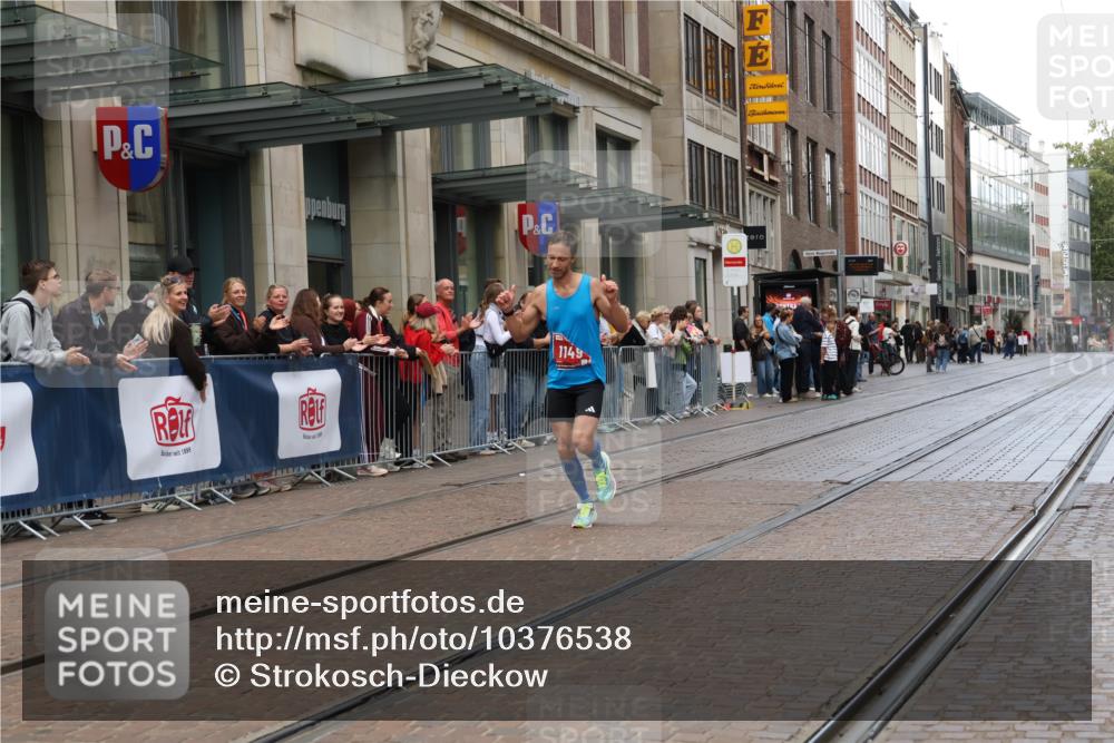 13.09.2026 - 21. swb-Marathon Bremen Strokosch-Dieckow http://msf.ph/oto/10376538 13.09.2026 12:31:23 Ziel 1149 meine-sportfotos.de