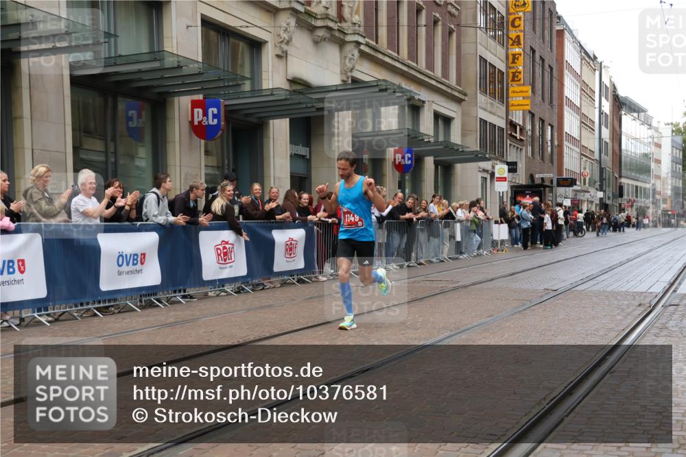 13.09.2026 - 21. swb-Marathon Bremen Strokosch-Dieckow http://msf.ph/oto/10376581 13.09.2026 12:31:24 Ziel 1149 meine-sportfotos.de