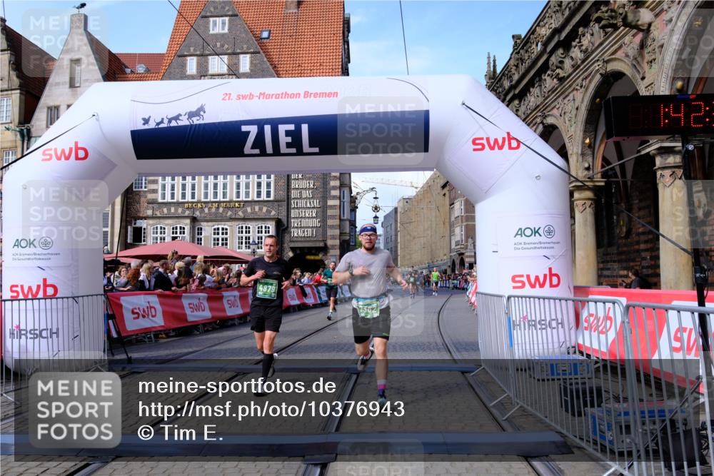 13.09.2026 - 21. swb-Marathon Bremen Tim E. http://msf.ph/oto/10376943 13.09.2026 13:12:59 Ziel 2350, 2362, 3054, 3988, 4605, 4879, 5416, 6796, 8029, 9775, 9803, 13106 meine-sportfotos.de