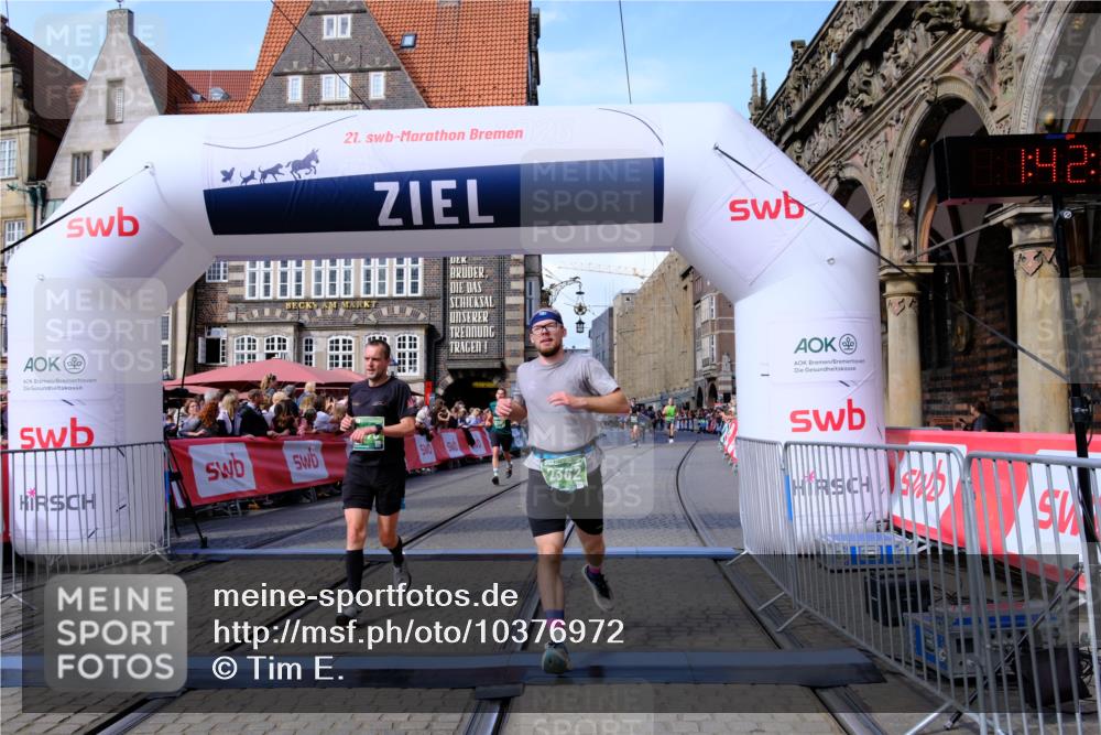 13.09.2026 - 21. swb-Marathon Bremen Tim E. http://msf.ph/oto/10376972 13.09.2026 13:12:59 Ziel 2350, 2362, 3054, 3988, 4605, 4879, 5416, 6796, 8029, 9775, 9803, 13106 meine-sportfotos.de