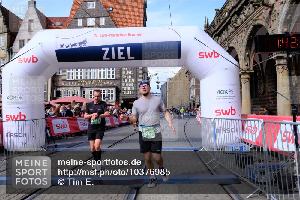 13.09.2026 - 21. swb-Marathon Bremen Tim E. http://msf.ph/oto/10376985 13.09.2026 13:12:59 Ziel 2350, 2362, 3054, 3988, 4605, 4879, 5416, 6796, 8029, 9775, 9803, 13106 meine-sportfotos.de