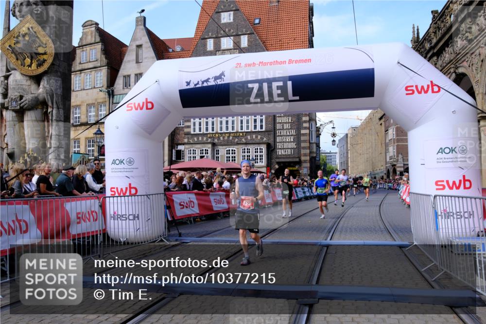 13.09.2026 - 21. swb-Marathon Bremen Tim E. http://msf.ph/oto/10377215 13.09.2026 13:13:14 Ziel 313, 868, 1513, 2350, 2442, 2559, 2801, 2858, 4605, 5379, 5965, 6349, 8029, 8291, 8419, 8798, 9217, 13140 meine-sportfotos.de