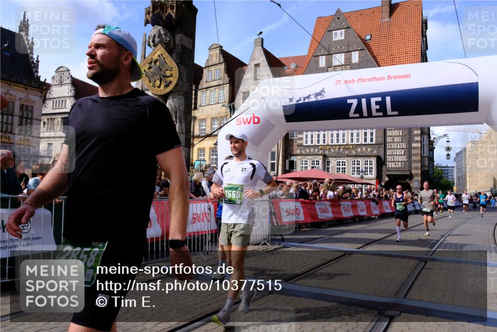 13.09.2026 - 21. swb-Marathon Bremen Tim E. http://msf.ph/oto/10377515 13.09.2026 13:13:23 Ziel 313, 621, 868, 987, 1207, 2498, 2559, 2801, 2858, 3625, 4582, 5345, 5379, 5769, 5965, 6349, 7874, 8291, 8419, 8464, 8798, 9092, 9217, 13140 meine-sportfotos.de