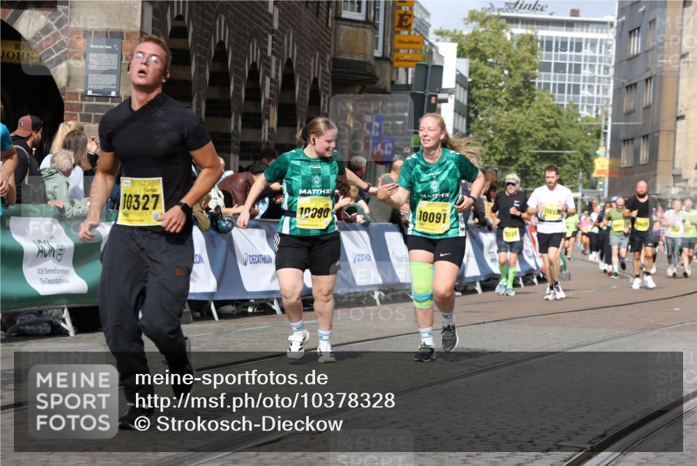 13.09.2026 - 21. swb-Marathon Bremen Strokosch-Dieckow http://msf.ph/oto/10378328 13.09.2026 11:03:49 Ziel 10092, 10187, 10309, 10420, 10569, 10724, 10902, 10904, 11211, 11411, 11598, 11655, 11746, 11773, 12074, 12184, 12185, 12611, 10152, 10357, 10403, 10607, 10659, 10720, 10726, 10912, 10913, 10918, 11149, 11319, 11325, 11451, 11470, 11471, 11511, 11618, 11967, 12140, 12260, 12392, 12433, 12504 meine-sportfotos.de