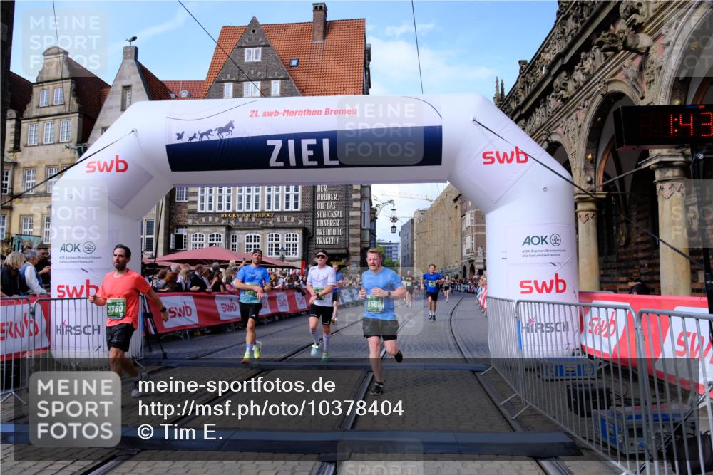 13.09.2026 - 21. swb-Marathon Bremen Tim E. http://msf.ph/oto/10378404 13.09.2026 13:13:48 Ziel 779, 2130, 2360, 2401, 2767, 2882, 6407, 7493, 8477, 8568, 8840, 8963, 9442 meine-sportfotos.de