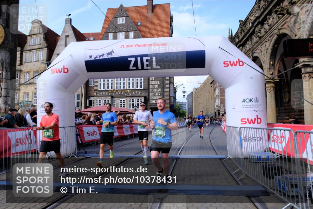 13.09.2026 - 21. swb-Marathon Bremen Tim E. http://msf.ph/oto/10378431 13.09.2026 13:13:48 Ziel 779, 2130, 2360, 2401, 2767, 2882, 6407, 7493, 8477, 8568, 8840, 8963, 9442 meine-sportfotos.de