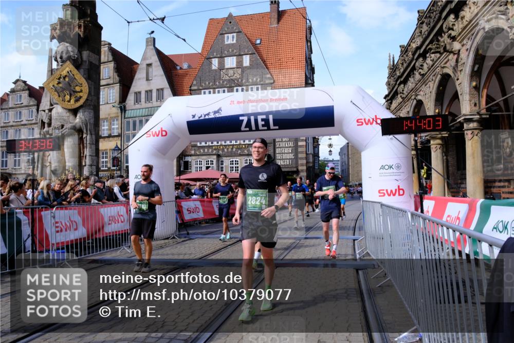 13.09.2026 - 21. swb-Marathon Bremen Tim E. http://msf.ph/oto/10379077 13.09.2026 13:14:25 Ziel 107, 235, 1433, 1542, 1613, 1998, 2043, 2084, 2701, 2824, 2922, 4728, 5593, 5610, 6145, 7029, 7435, 7591, 7963, 8118, 8886, 8919, 9426, 10105 meine-sportfotos.de