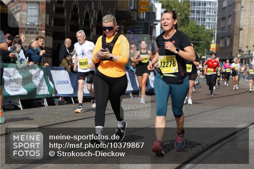 13.09.2026 - 21. swb-Marathon Bremen Strokosch-Dieckow http://msf.ph/oto/10379867 13.09.2026 11:04:20 Ziel 10152, 10357, 10390, 10403, 10429, 10516, 10607, 10659, 10671, 10672, 10720, 10726, 10912, 10913, 10918, 11149, 11318, 11319, 11325, 11451, 11470, 11471, 11511, 11539, 11618, 11909, 11967, 12001, 12103, 12113, 12140, 12260, 12392, 12433, 12504, 10160, 10245, 10526, 10711, 10755, 10877, 11214, 11215, 11248, 11410, 11740, 11761, 11991, 12009, 12929 meine-sportfotos.de