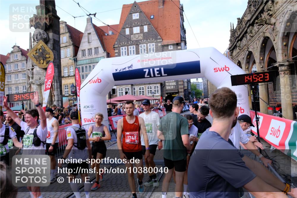 13.09.2026 - 21. swb-Marathon Bremen Tim E. http://msf.ph/oto/10380040 13.09.2026 13:15:45 Ziel 1445, 3346, 3743, 4212, 4646, 4653, 4663, 6011, 6162, 6526, 7203, 7291, 7346, 7717, 7730, 7992, 8086, 8254, 8255, 9029, 9391, 9777 meine-sportfotos.de