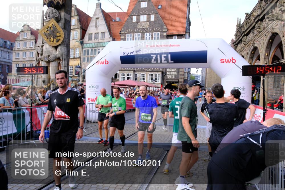 13.09.2026 - 21. swb-Marathon Bremen Tim E. http://msf.ph/oto/10380201 13.09.2026 13:16:04 Ziel 982, 1033, 2733, 3119, 3422, 3536, 3689, 3836, 3991, 4573, 5474, 5533, 5588, 5913, 6481, 6515, 9029, 9122, 9475, 9777, 13149, 13249 meine-sportfotos.de