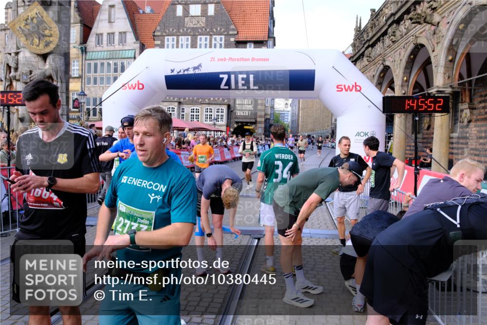 13.09.2026 - 21. swb-Marathon Bremen Tim E. http://msf.ph/oto/10380445 13.09.2026 13:16:14 Ziel 145, 982, 1955, 2623, 2733, 3119, 3149, 3422, 3689, 4128, 4823, 5430, 5474, 5913, 6481, 7307, 7413, 8487, 9122, 9278, 13149, 13158 meine-sportfotos.de