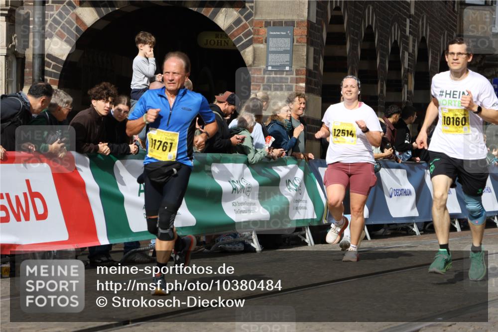 13.09.2026 - 21. swb-Marathon Bremen Strokosch-Dieckow http://msf.ph/oto/10380484 13.09.2026 11:04:41 Ziel 10182, 10245, 10291, 10526, 10613, 10755, 11214, 11215, 11221, 11248, 11336, 11410, 11720, 11726, 11740, 12009, 12276, 12929, 10198, 10283, 10315, 10729, 10741, 10855, 10856, 10940, 11006, 11133, 11272, 11366, 11395, 11518, 11705, 11757, 11939, 12005, 12420, 12493, 12495, 12498, 12500, 12502, 12563 meine-sportfotos.de