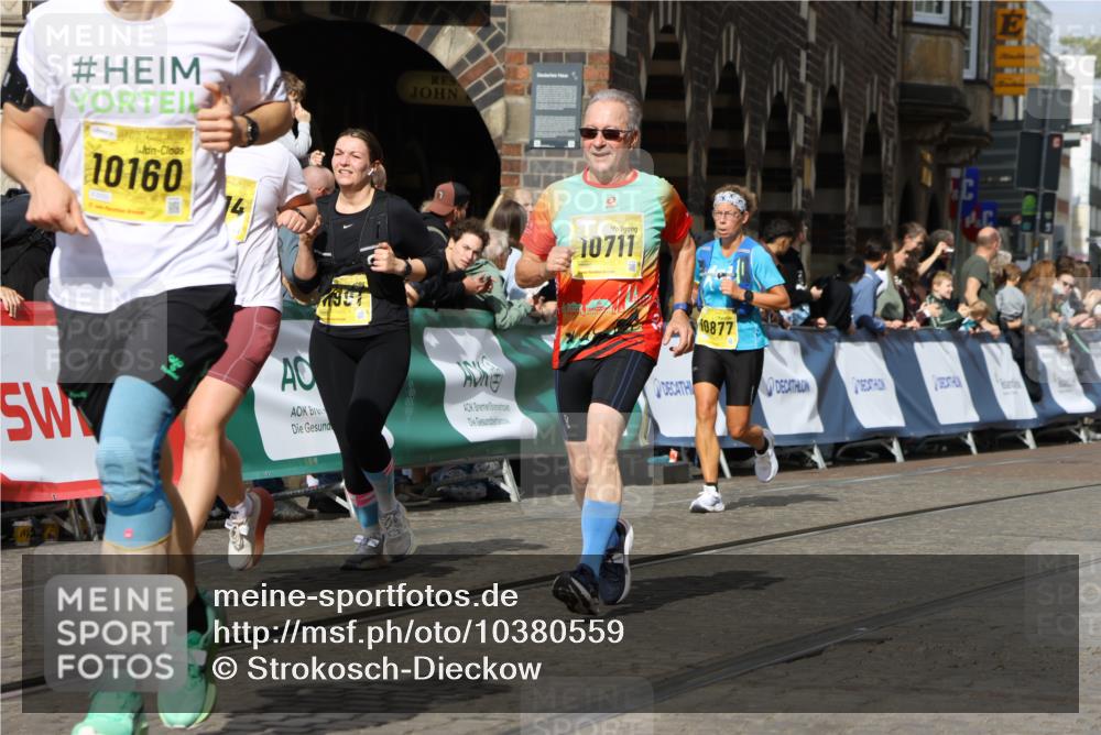 13.09.2026 - 21. swb-Marathon Bremen Strokosch-Dieckow http://msf.ph/oto/10380559 13.09.2026 11:04:43 Ziel 10160, 10182, 10245, 10291, 10526, 10613, 10711, 10755, 11214, 11215, 11221, 11248, 11336, 11410, 11720, 11740, 11761, 12009, 12929, 10198, 10283, 10315, 10729, 10741, 10855, 10856, 10940, 11006, 11133, 11272, 11395, 11518, 11757, 11939, 12005, 12235, 12420, 12493, 12495, 12498, 12500, 12502, 12563 meine-sportfotos.de