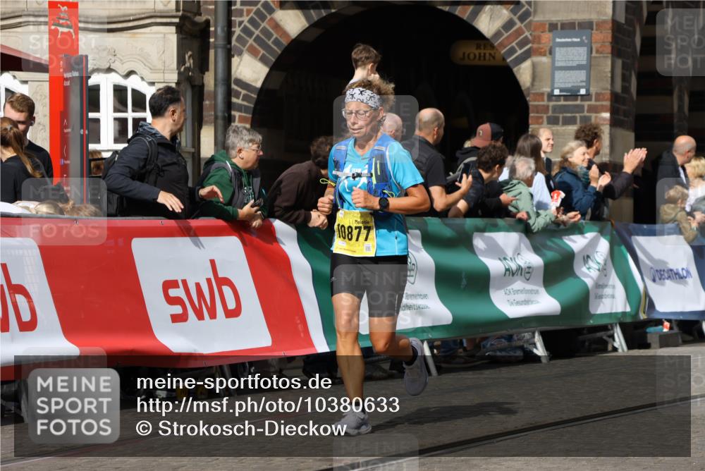 13.09.2026 - 21. swb-Marathon Bremen Strokosch-Dieckow http://msf.ph/oto/10380633 13.09.2026 11:04:45 Ziel 10160, 10182, 10245, 10526, 10613, 10711, 10755, 11214, 11215, 11248, 11336, 11410, 11720, 11740, 11761, 11991, 12009, 12929, 10198, 10315, 10465, 10729, 10741, 10850, 10855, 10856, 10940, 10975, 11006, 11133, 11272, 11395, 11518, 11757, 11939, 12005, 12235, 12420, 12493, 12495, 12498, 12500, 12502, 12522, 12563 meine-sportfotos.de