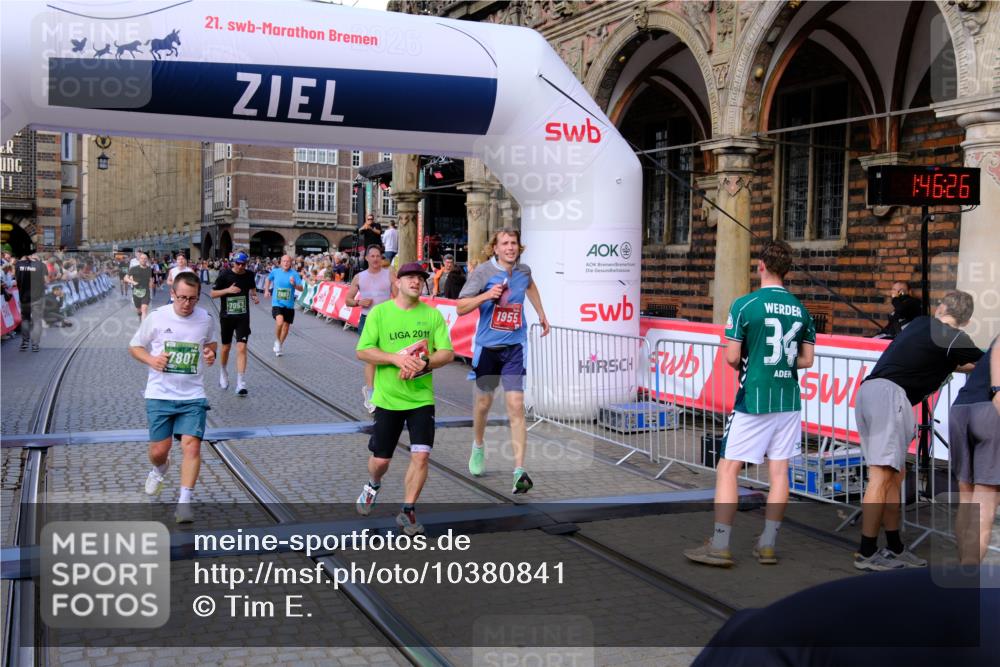 13.09.2026 - 21. swb-Marathon Bremen Tim E. http://msf.ph/oto/10380841 13.09.2026 13:16:48 Ziel 792, 816, 985, 1076, 1162, 2604, 5255, 5554, 5963, 6367, 7053, 7603, 7801, 8171, 8288 meine-sportfotos.de