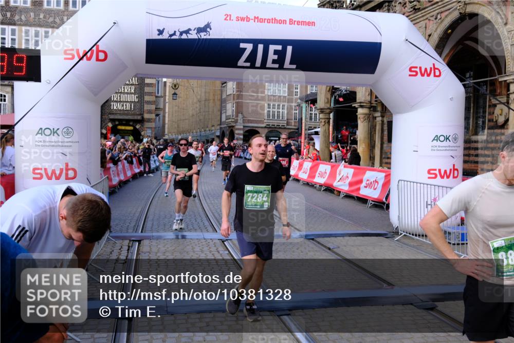 13.09.2026 - 21. swb-Marathon Bremen Tim E. http://msf.ph/oto/10381328 13.09.2026 13:17:28 Ziel 2052, 3246, 4156, 4805, 6095, 6624, 6704, 6734, 6759, 6953, 7284, 8111, 8418, 8858 meine-sportfotos.de