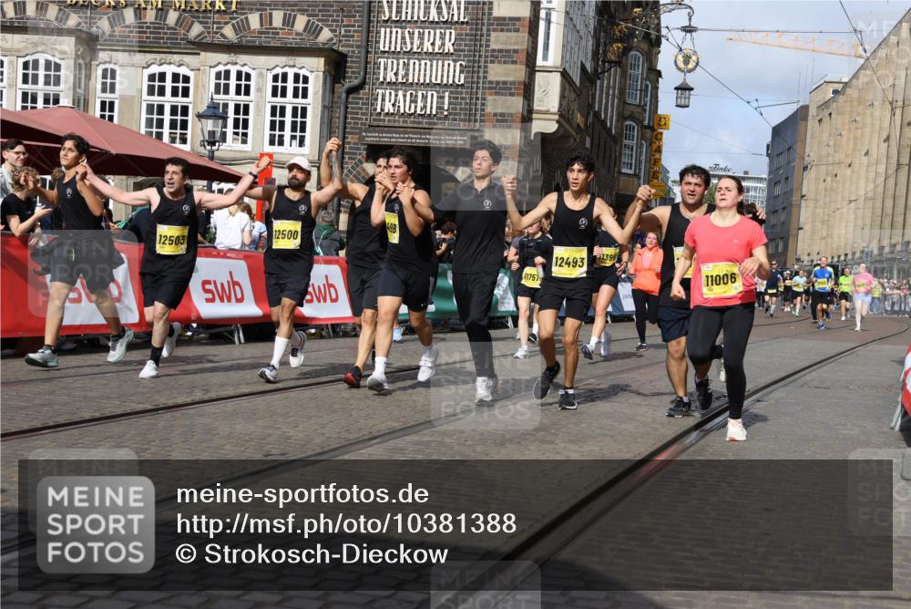 13.09.2026 - 21. swb-Marathon Bremen Strokosch-Dieckow http://msf.ph/oto/10381388 13.09.2026 11:04:59 Ziel 10160, 10198, 10283, 10481, 10711, 10877, 10940, 11006, 11114, 11364, 11366, 11592, 11705, 11761, 11991, 12005, 12493, 12495, 12498, 12500, 12502, 12563, 10370, 10465, 10576, 10718, 10800, 10850, 10975, 10995, 11102, 11105, 11157, 11218, 11281, 11326, 11584, 11616, 11722, 11900, 12002, 12011, 12064, 12079, 12080, 12099, 12335 meine-sportfotos.de