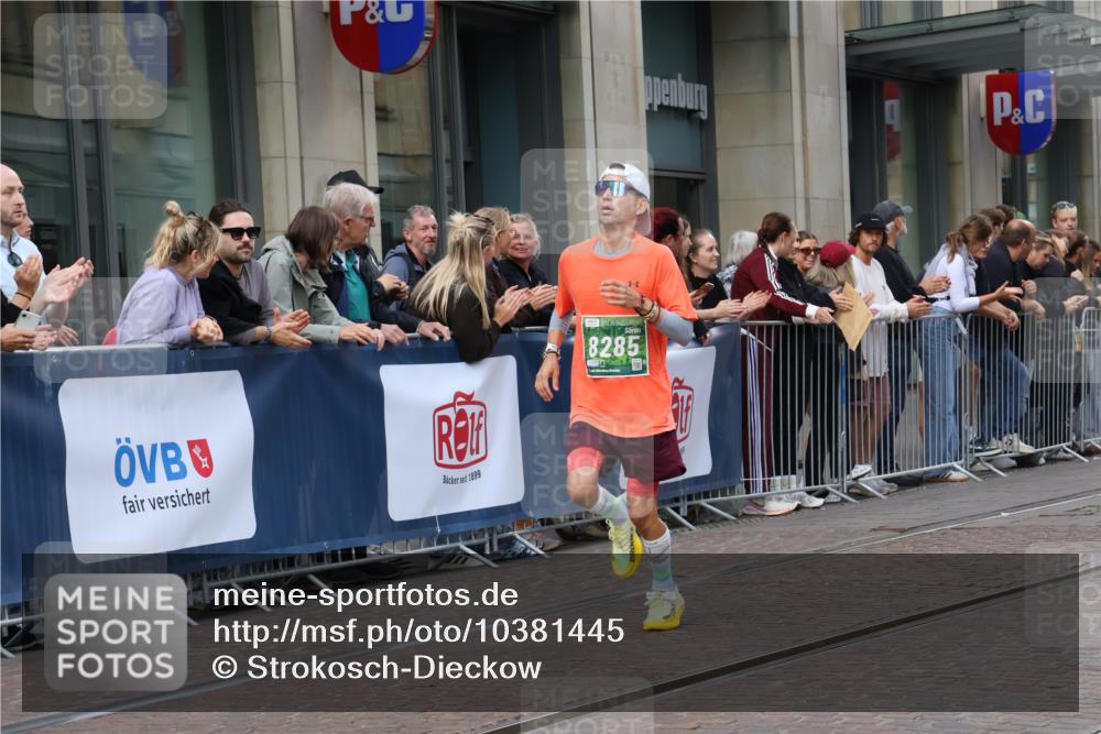 13.09.2026 - 21. swb-Marathon Bremen Strokosch-Dieckow http://msf.ph/oto/10381445 13.09.2026 12:44:48 Ziel 322, 814, 1187, 1544, 1840, 4474, 8285, 289, 6485 meine-sportfotos.de