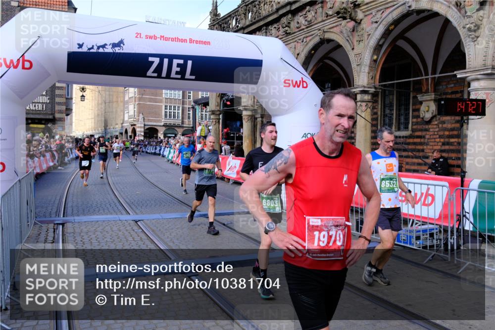 13.09.2026 - 21. swb-Marathon Bremen Tim E. http://msf.ph/oto/10381704 13.09.2026 13:17:49 Ziel 560, 771, 842, 1297, 2008, 2234, 2812, 3148, 3760, 4171, 4498, 4499, 5041, 5550, 6803, 7901, 8100, 8250, 8253, 8446, 8532, 8714, 9075, 9400 meine-sportfotos.de