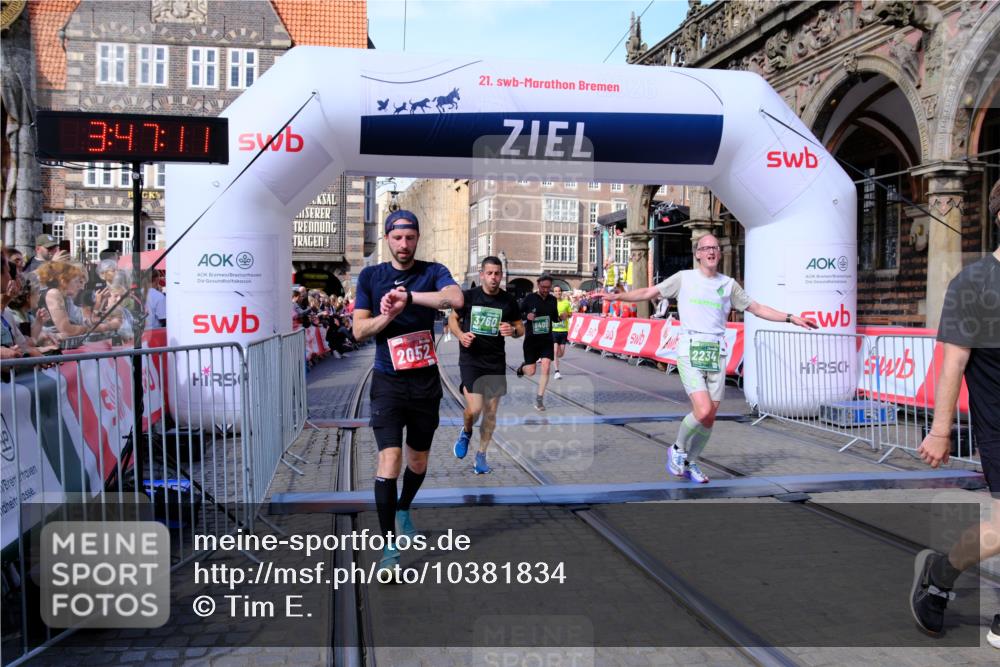 13.09.2026 - 21. swb-Marathon Bremen Tim E. http://msf.ph/oto/10381834 13.09.2026 13:18:00 Ziel 560, 771, 1297, 2008, 2125, 2234, 2812, 3051, 3192, 3760, 4171, 4286, 4374, 4498, 4499, 4620, 5041, 5530, 5550, 5817, 7901, 8100, 8250, 9400, 9505, 13107 meine-sportfotos.de