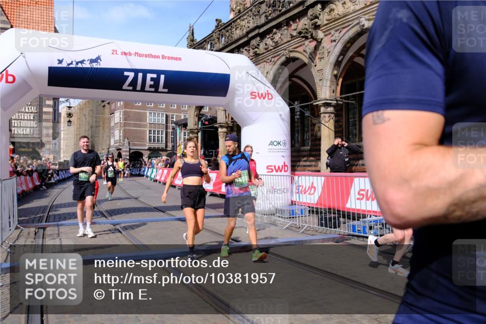 13.09.2026 - 21. swb-Marathon Bremen Tim E. http://msf.ph/oto/10381957 13.09.2026 13:18:04 Ziel 771, 948, 1297, 2001, 2125, 2234, 2812, 3051, 3192, 3760, 4286, 4374, 4498, 4499, 4620, 5530, 5817, 5935, 8250, 9400, 9505, 9595, 9596, 13041, 13107 meine-sportfotos.de