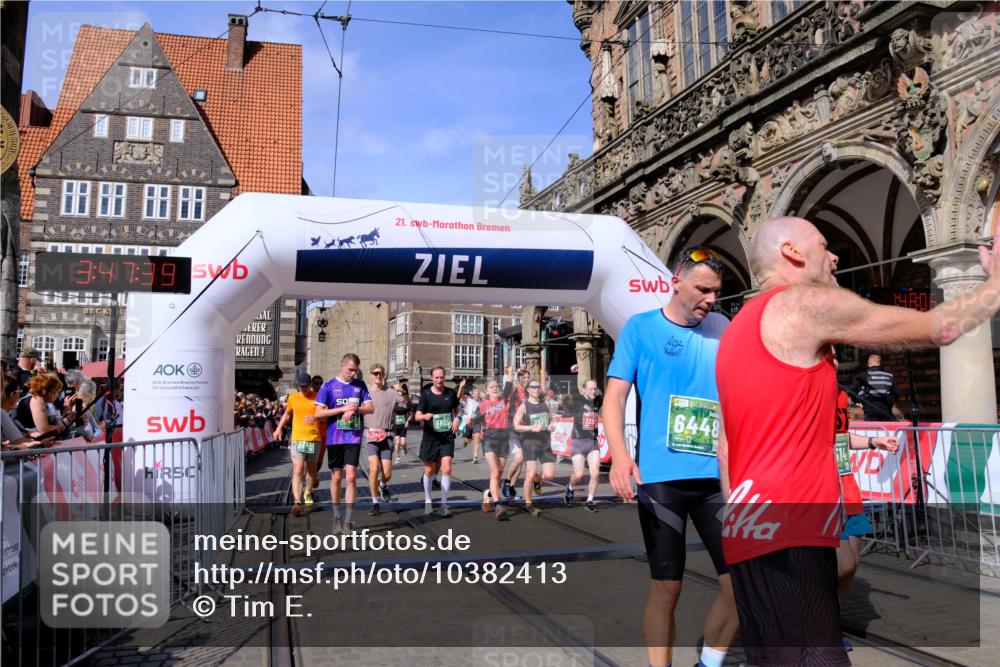 13.09.2026 - 21. swb-Marathon Bremen Tim E. http://msf.ph/oto/10382413 13.09.2026 13:18:28 Ziel 1631, 1872, 2260, 2671, 3241, 3458, 3514, 3634, 4131, 4733, 5292, 5695, 5948, 6152, 6290, 6448, 7954, 8094, 8943, 8944, 9134, 9609, 10065 meine-sportfotos.de