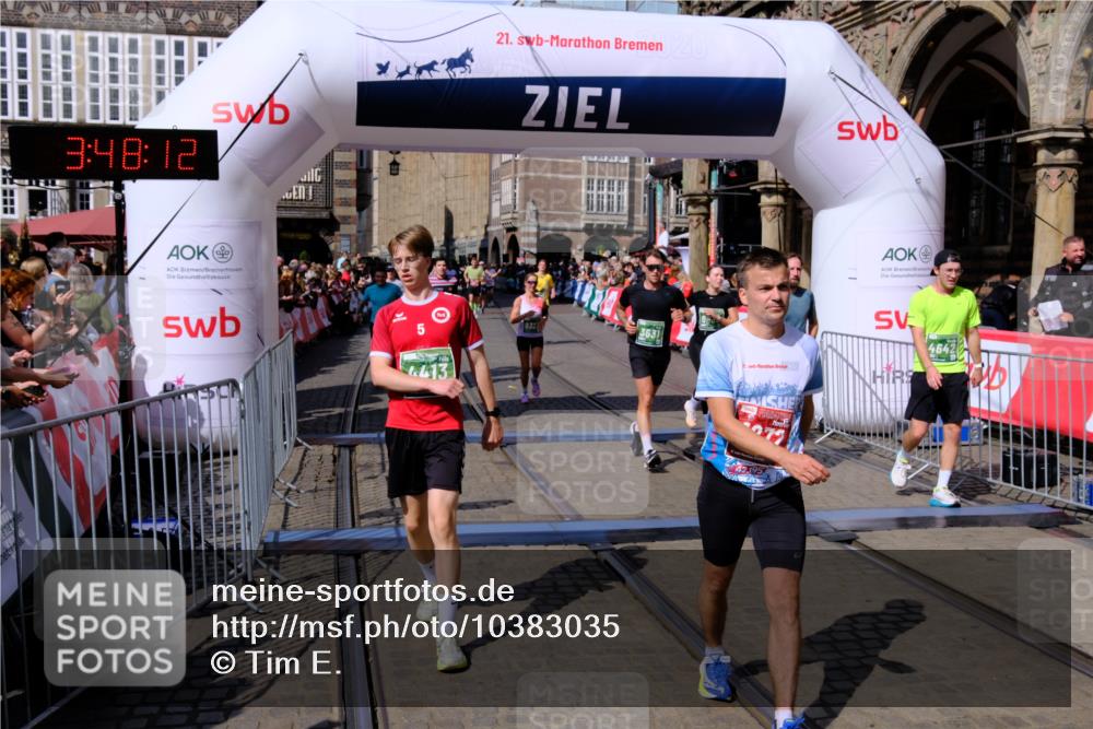 13.09.2026 - 21. swb-Marathon Bremen Tim E. http://msf.ph/oto/10383035 13.09.2026 13:19:01 Ziel 307, 465, 2324, 2948, 3631, 4120, 4413, 4642, 5277, 5867, 6787, 7104, 7163, 7245, 7602, 8540, 8743, 9327, 9833 meine-sportfotos.de